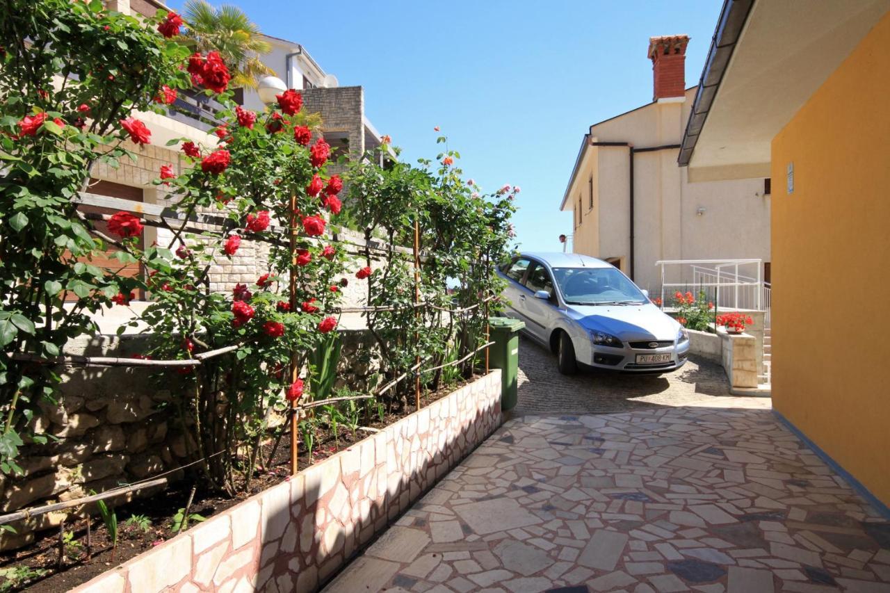 Apartments With A Parking Space Rabac, Labin - 6414 Kültér fotó